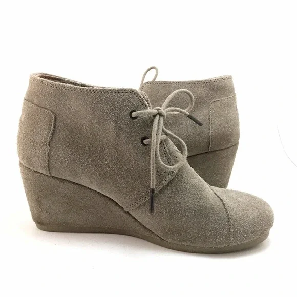 TOMS Desert Tan Taupe Suede Lace-Up Ankle Boots Wedge Booties Size W9 - Picture 8 of 12